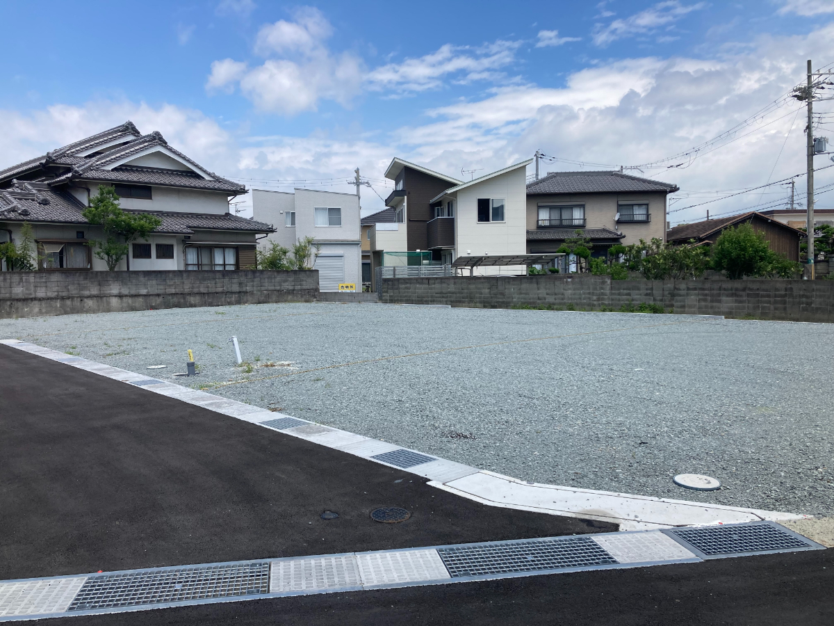 ロワイヤルヴィラ飾磨中島