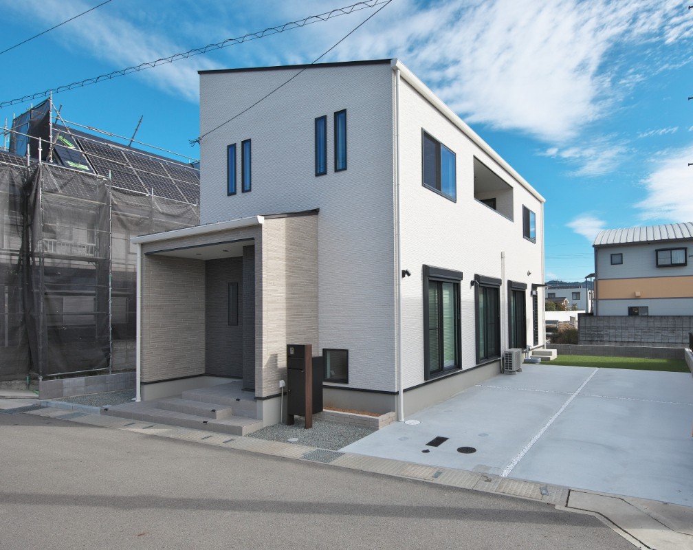 建売・分譲住宅　ロワイヤルヴィラ網干区高田21号地